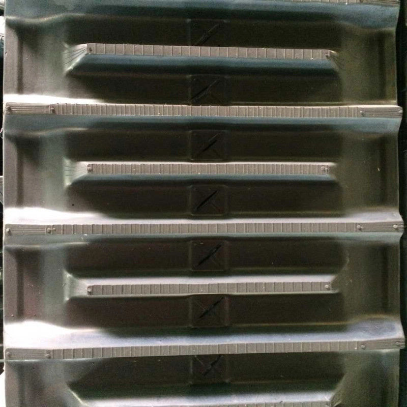 450mm/600mm przykręcane gumowe nakładki na gąsienice do PC30 PC40 PC45 PC60 PC75 koparka gumowe nakładki na gąsienice