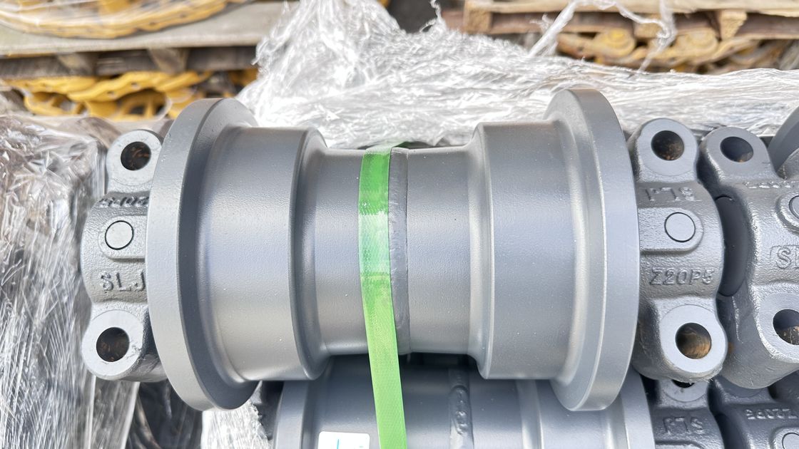 Sk200 Części koparki pod podwoziem Części torów torów torów torów torów butów top bottom roller sprokcet idler