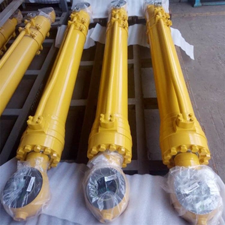 PC200 PC300 PC400 PC600 Grabarz Włócznik Włócznik Włócznik Włócznik Oleju Hydraulicznego