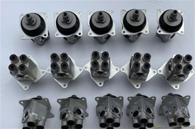 YN30V00111F1 SK200-8 SK210-8 SK250-8 SK330-8 SK350-8 Uchwyt sterujący joystickiem Hydrauliczny zawór pilotowy do koparki
