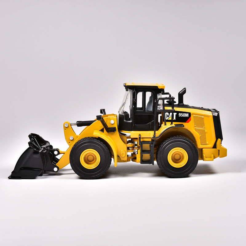 1/64 Skala CAT 950M Ładowarka kołowa Model stopów gumowo-wleczonych Gąsienicę Zestaw budowlany Zabawka Dar