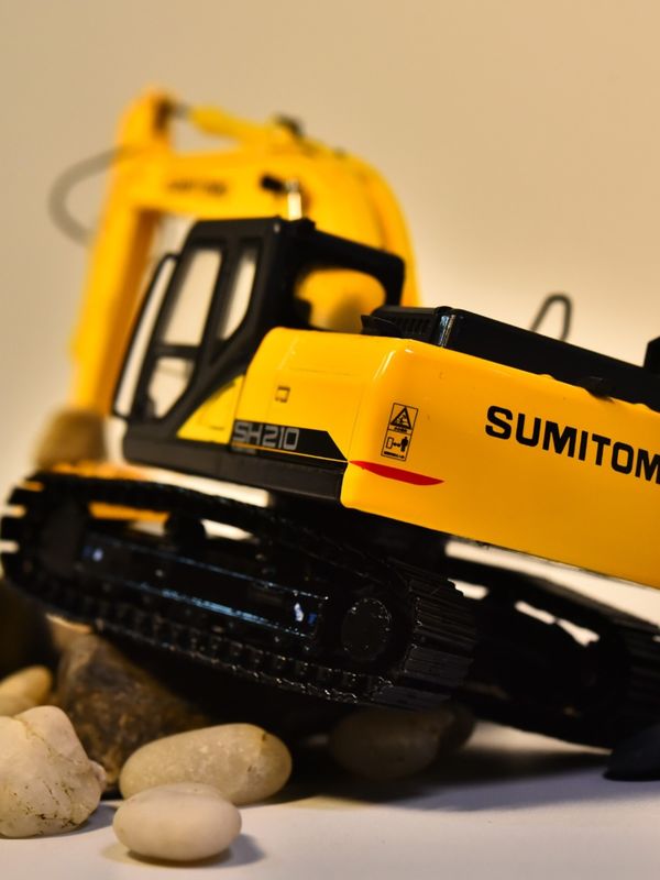 1:50 Scale Alloy Diecast Model SH210-6 Excavator Kolekcjonarna miniaturowa zabawka do wystawienia