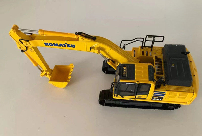 KOMATSU PC200-11MO 143 Model koparki z litego stopu stopu