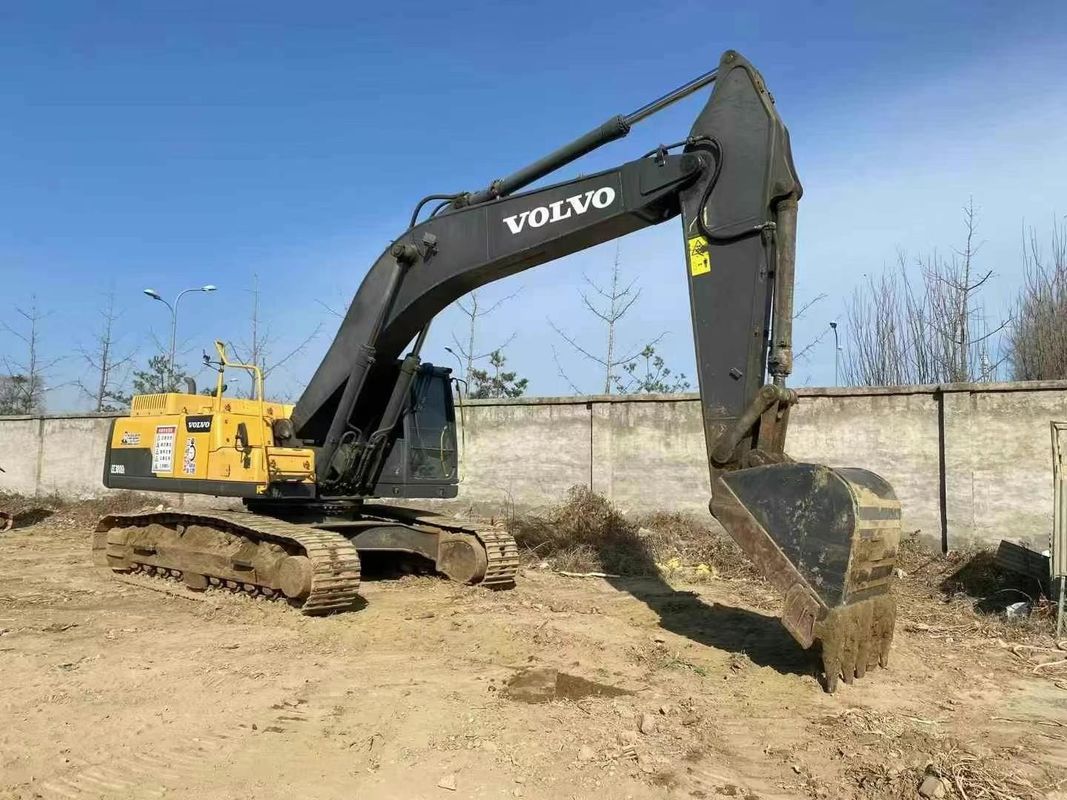 Niezawodne używane koparki EC300DL do budownictwa i górnictwa