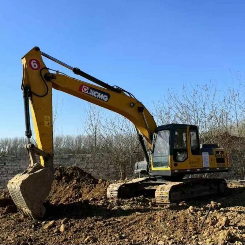 Stosowany XCMG 215D 20 Ton Excavator Excavator Heavy Duty Industrial Construction Digger Machine