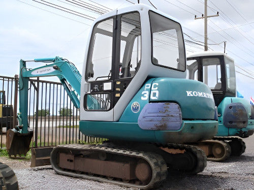 Dobrze utrzymany używany Komatsu PC30-7 Mini Ekskawator Certyfikowany ISO dla budownictwa i krajobrazu