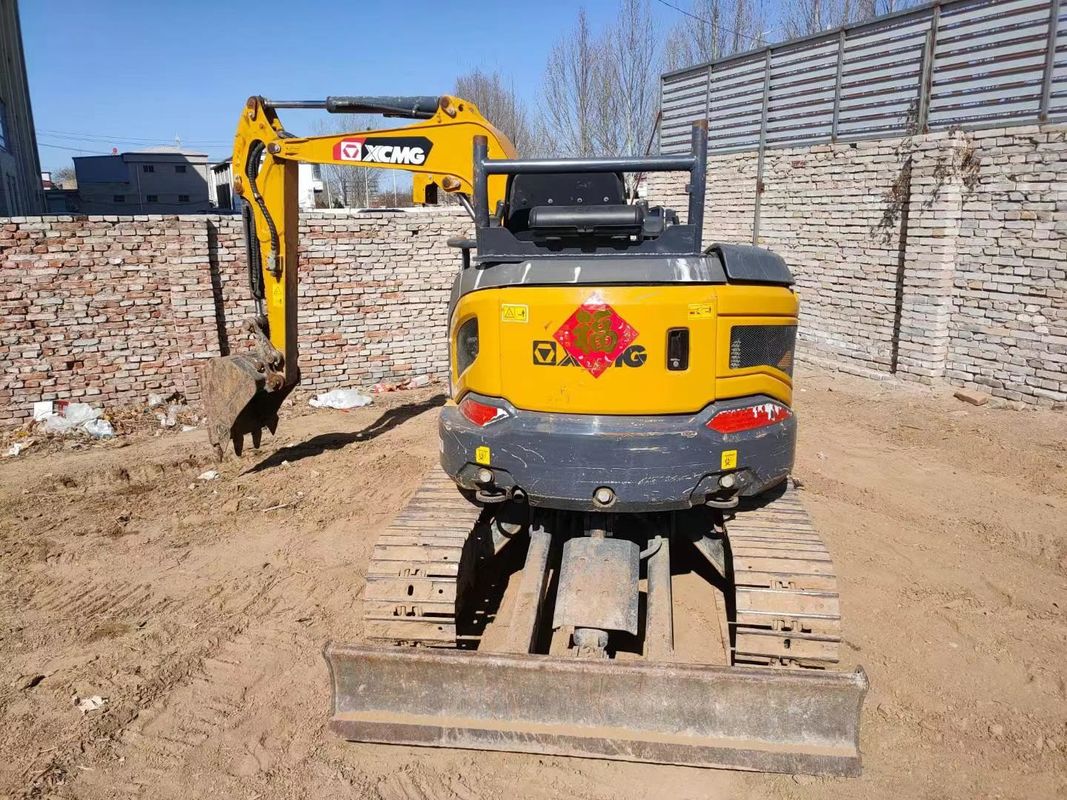 Zastosowany 2022 XCMG XE26U Mini Excavator 2.6T Dobrze utrzymany CE ISO Narzędzie krajobrazowe