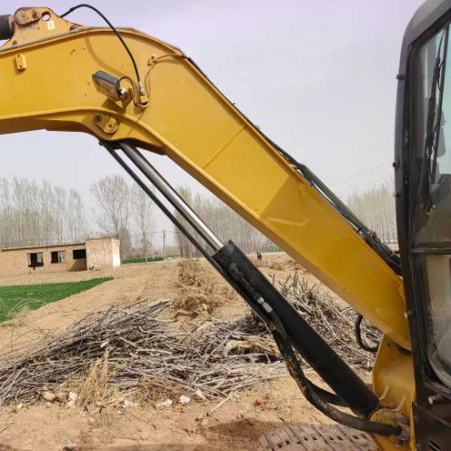 Używany CAT 305.5E2 Mini Excavator 27.2kN Arm Digging Force Kompaktny solidny urządzenie hydrauliczne