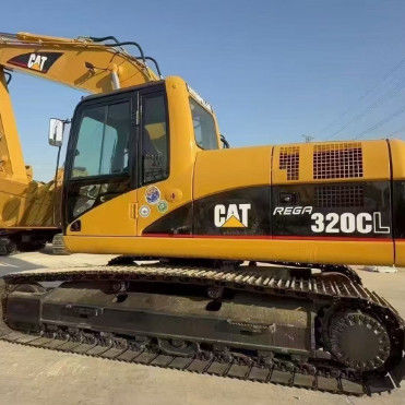 Wykorzystany bagator CAT 320C L 5-5km/h Prędkość jazdy 6-4L Wydajność silnika