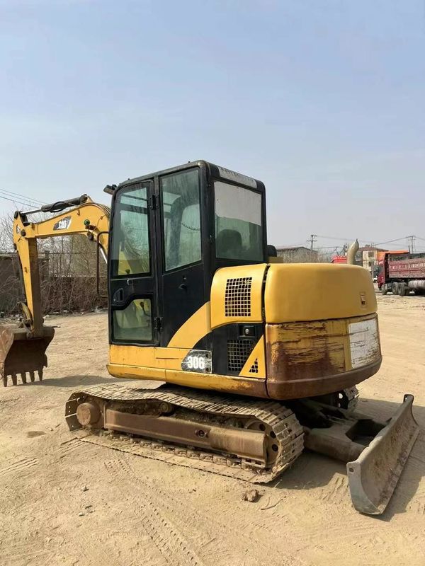 Gotowy do pracy Używany grabarz Caterpillar 306D Dobrze utrzymany Niezawodny w dobrym stanie