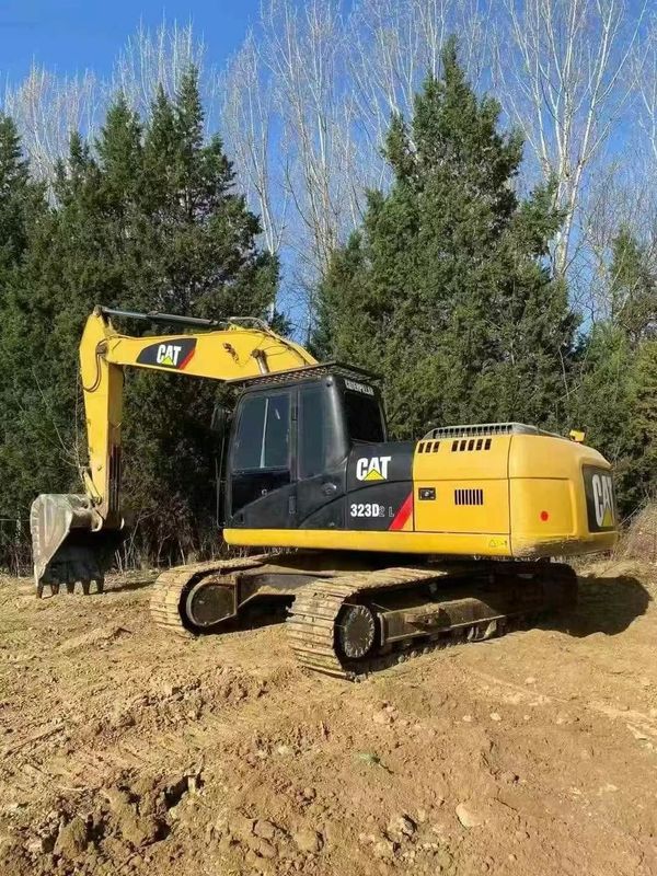 Używany grabarz Caterpillar 323D W doskonałym stanie gotowy do ciężkich prac budowlanych