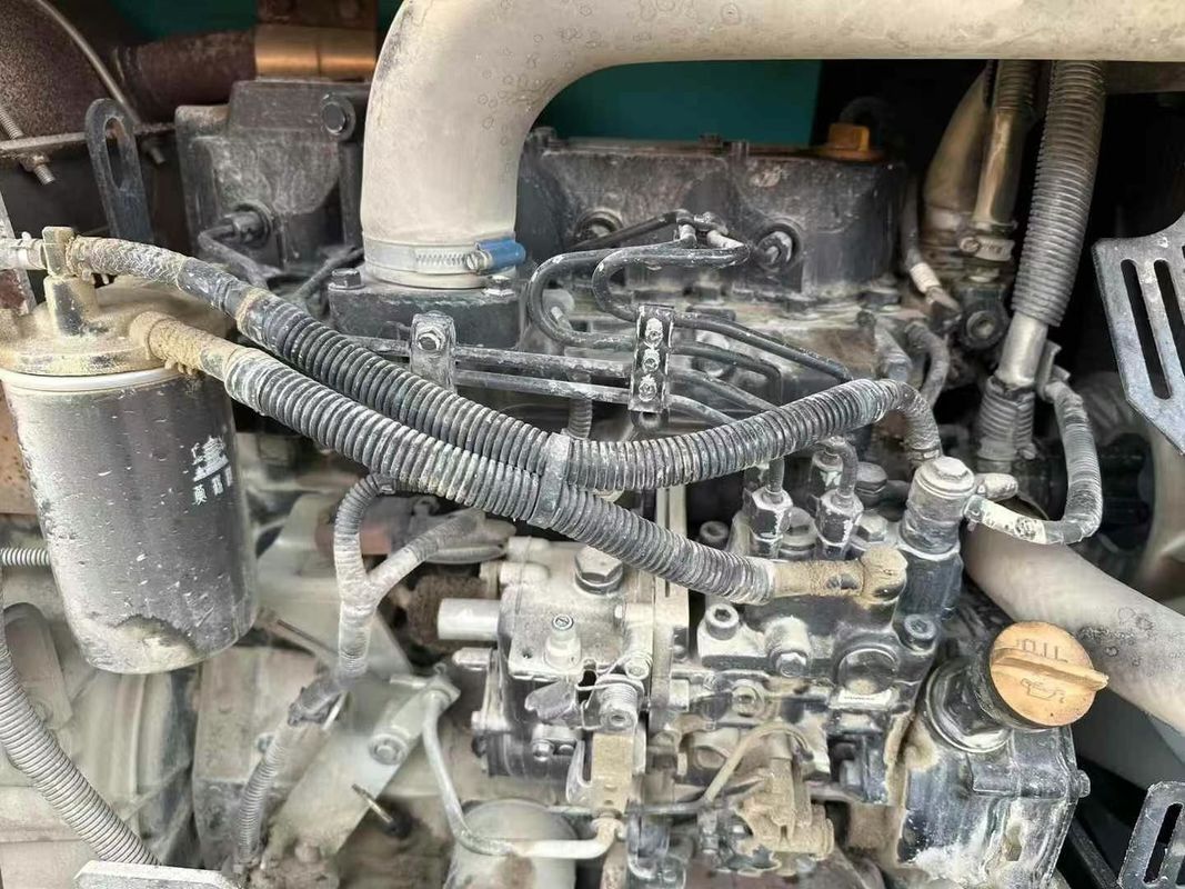 Sprzedaję używaną koparkę Kobelco SK60-8