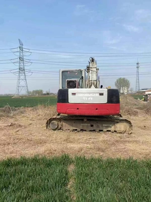 Używany Takeuchi 1135 Koparnia Wysokiej jakości do prac budowlanych Ciężki sprzęt