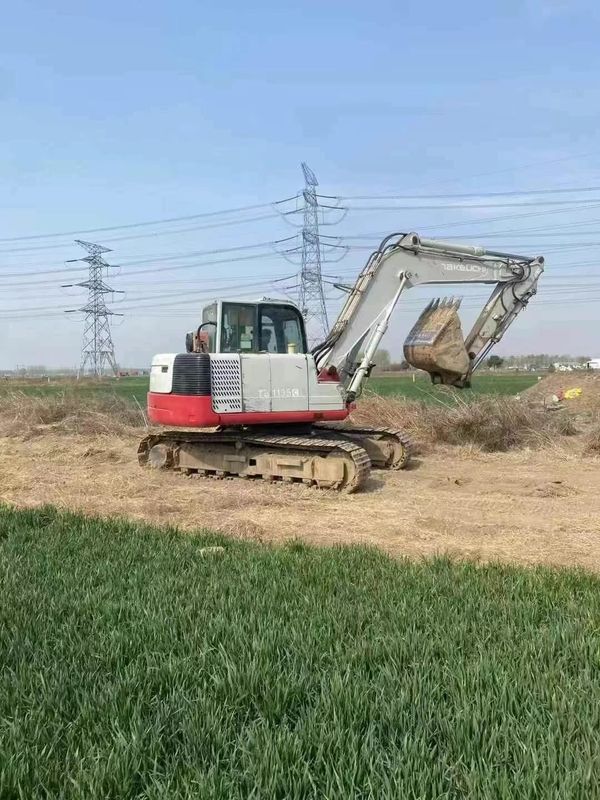 Używany Takeuchi 1135 Koparnia Wysokiej jakości do prac budowlanych Ciężki sprzęt