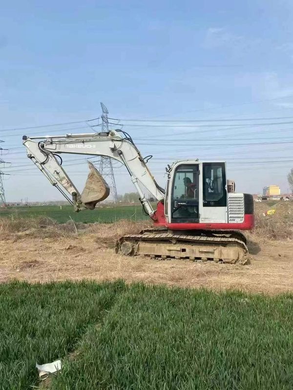 Używany Takeuchi 1135 Koparnia Wysokiej jakości do prac budowlanych Ciężki sprzęt