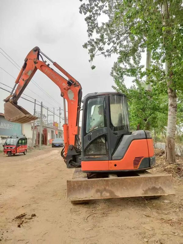 Używany Ekskavator Hitachi ZX75-US 7,5 Tonowy Mini Digger Maszyny budowlane w dobrym stanie