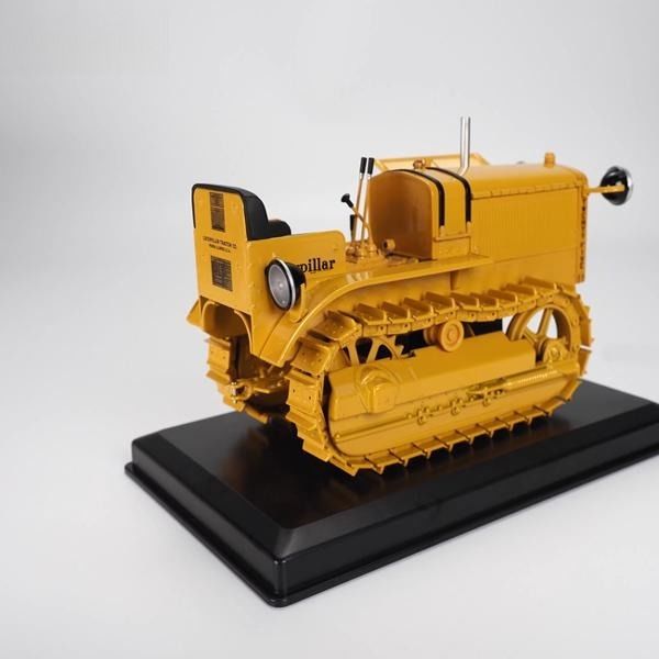 Diecast Masters 1:16 Skala Model Ciągnika 25 DM Stop Metalu Miniaturowy Pojazd Rolniczy 85679