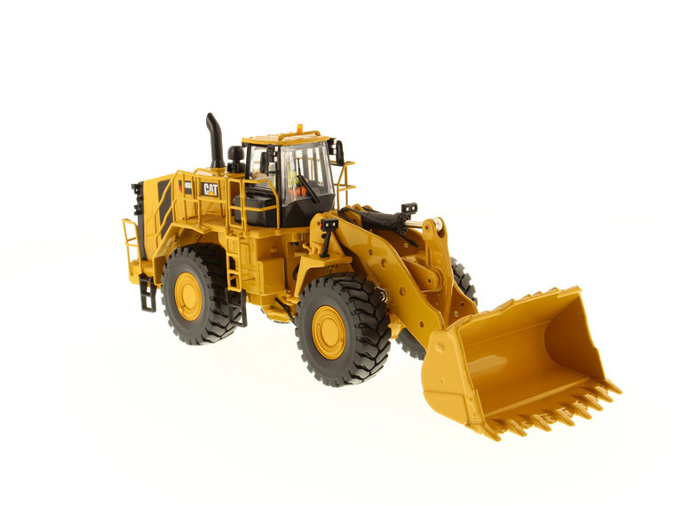 Diecast Masters Model in skali 1:50 CAT 988K Ładowarka kołowa Model inżynieryjny z odlewu 85901 Zabawka