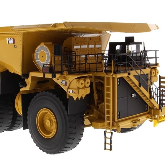Maszyny do odlewania maszynowym 1:50 CAT 798AC Super duże ciężarówki do transportu górniczego Model 85671