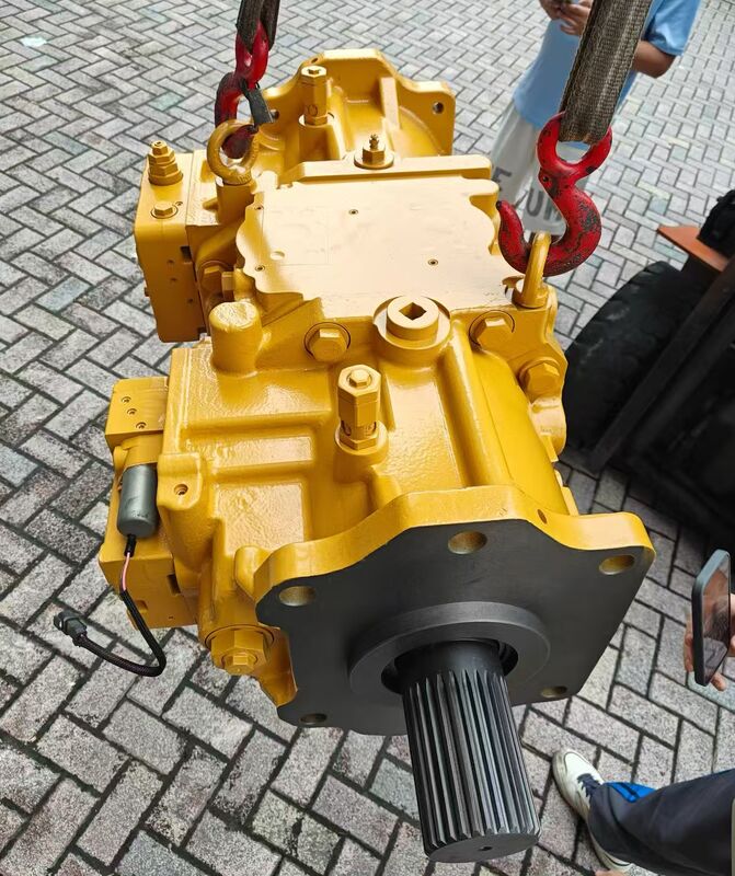 Komatsu PC3000-6 Zestaw pompy hydraulicznej 708-2К-00013, 708-2К-00023, 708-2К-00033 Części zamienne koparki Główna pompa