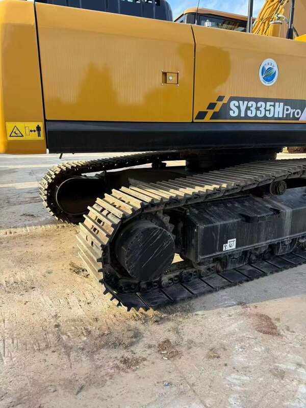 Nowa koparka Sany 335 z silnikiem Isuzu III.