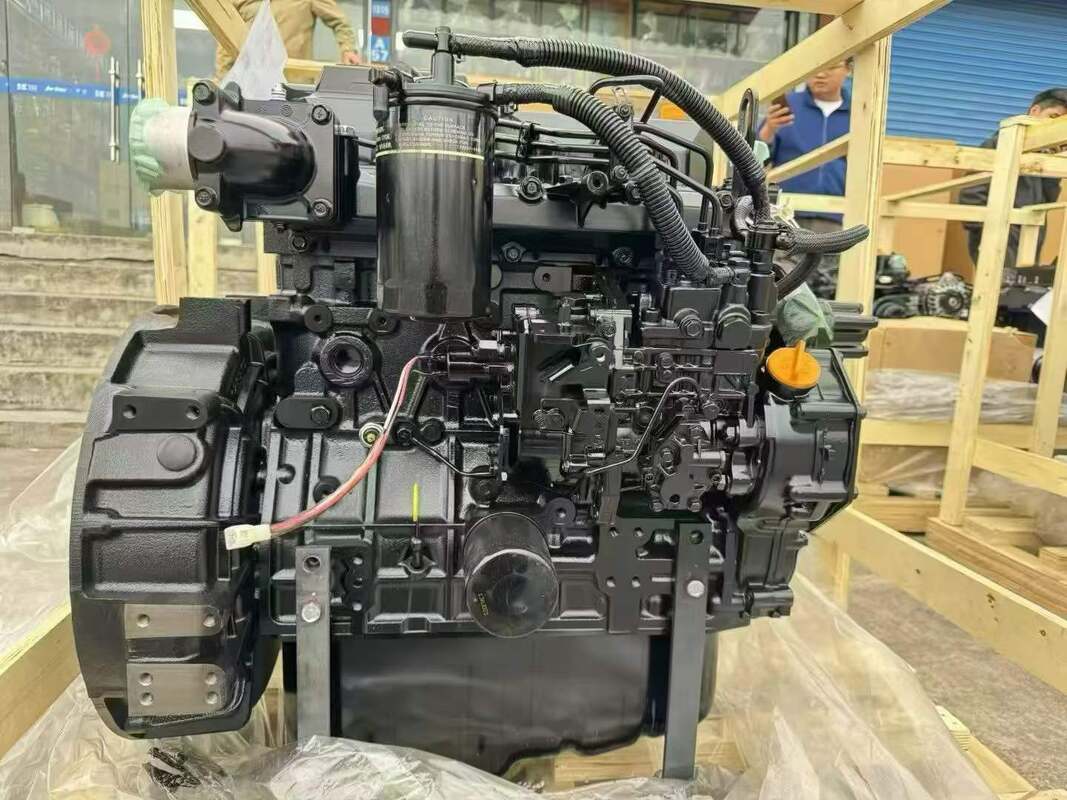 Części koparki Yanmar Silnik Assy 4TNV98T 4TNV98 3TNV84 4TNV88 4TNE82 Do montażu silnika koparki Yanmar