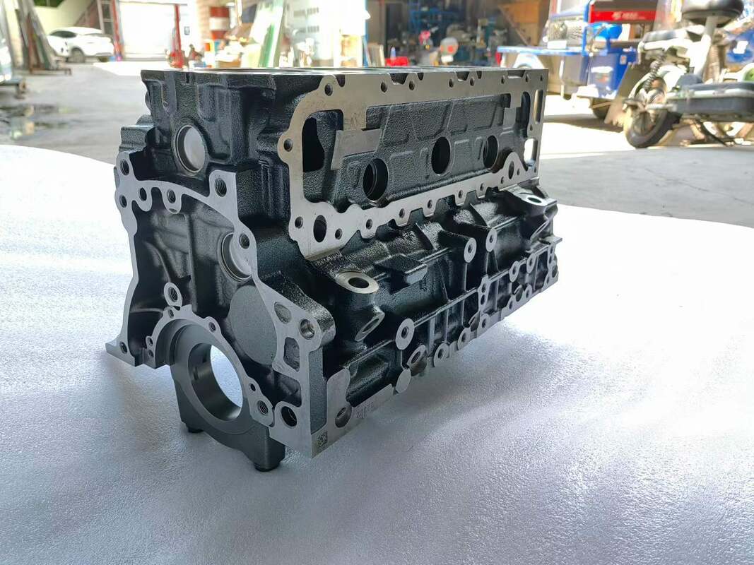 For ISUZU Excavator Engine Parts 4JJ1 4HG1 4HF1 4HK1 Engine Cylinder Block 4JJ1  Block Cylinders