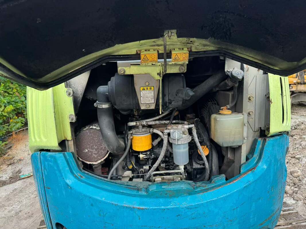 Stosowany używany YANMARR Vio30 3 Tonowy Mini Excavator w magazynie na sprzedaż